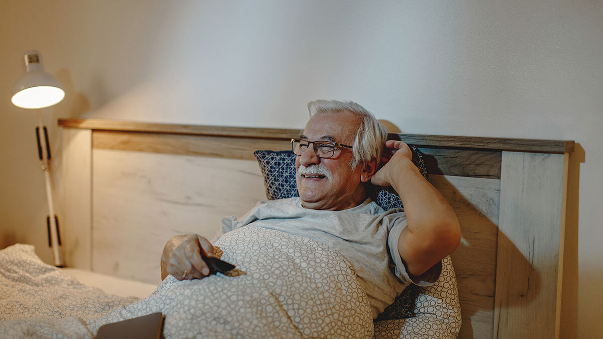 Optimal Eyewear Solutions for Bedridden Patients